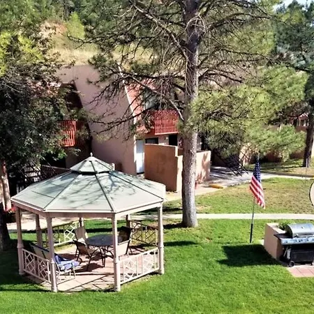 Pinecliff Village Resort-2